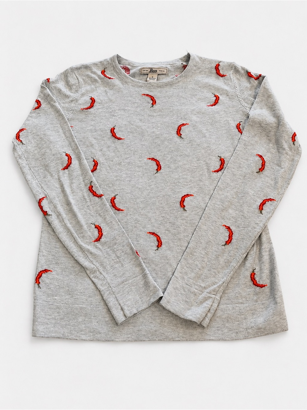 Bass Gray Long-Sleeve Sweater with Chili Peppers